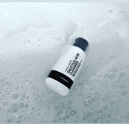 ugc product photo in water